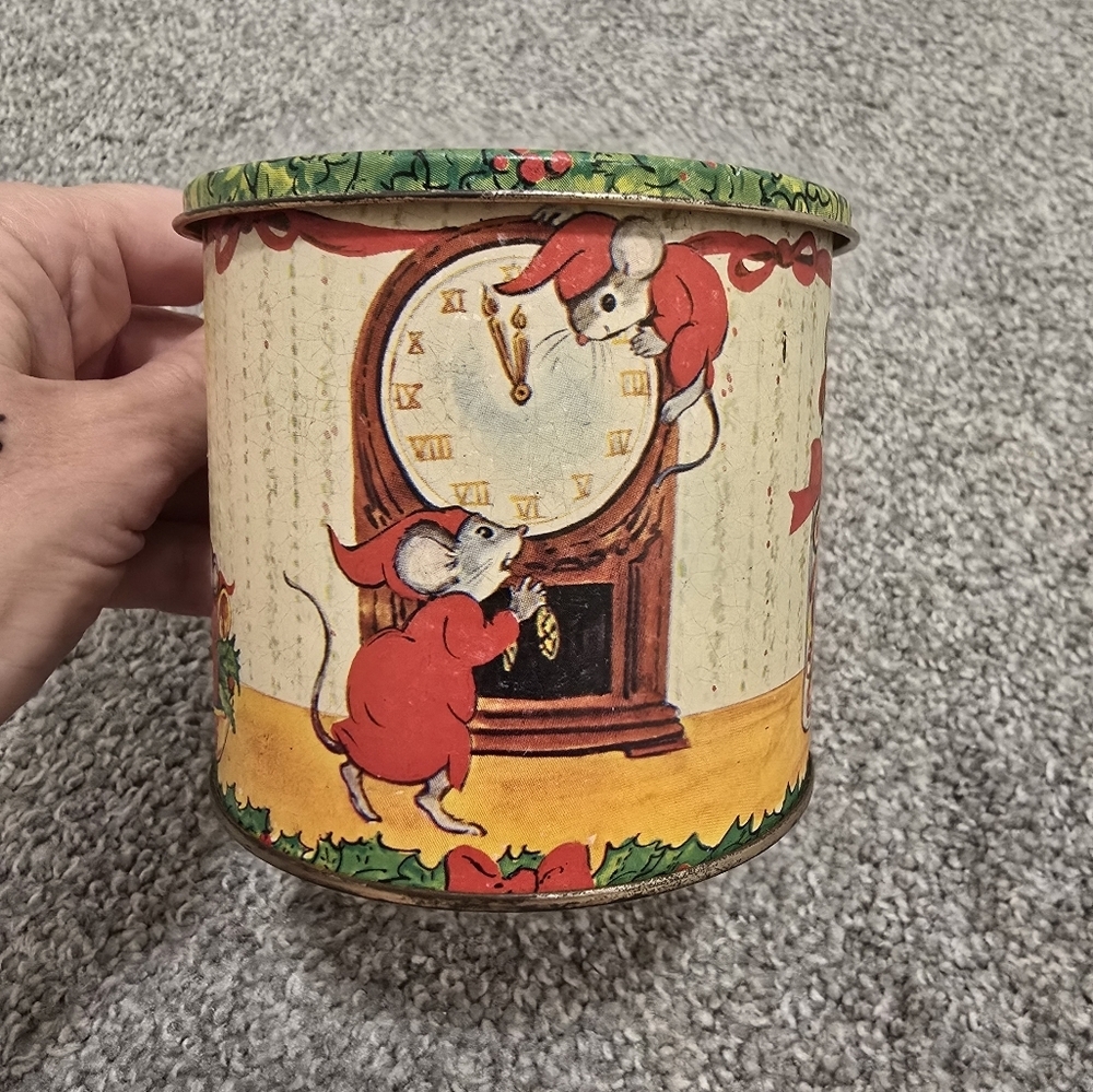 Jasco Lithograph Tin Cup Mouse Tin Christmas 80's Vintage Handle Holiday